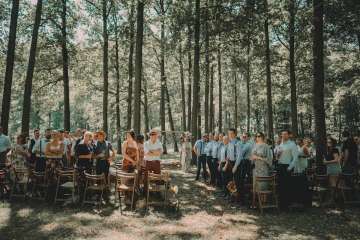 Ceremonie in het bos